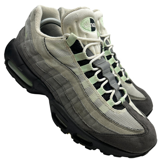 Nike Fresh Mint 95s (UK 10)