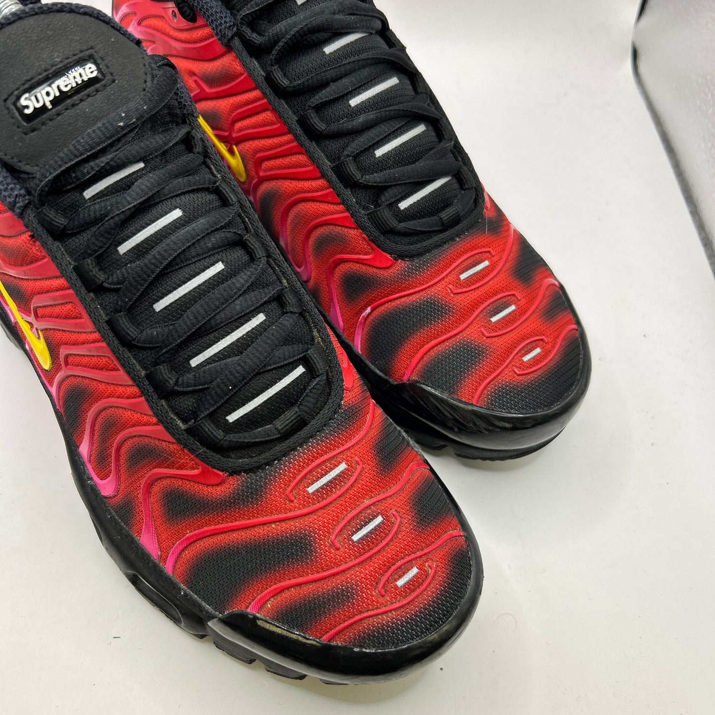 Nike Supreme Tn (UK 6)