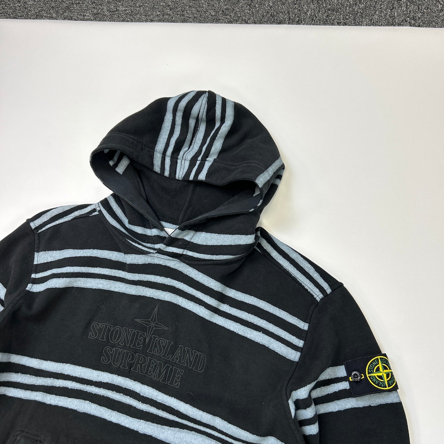 Supreme Stone Island Hoodie (L)