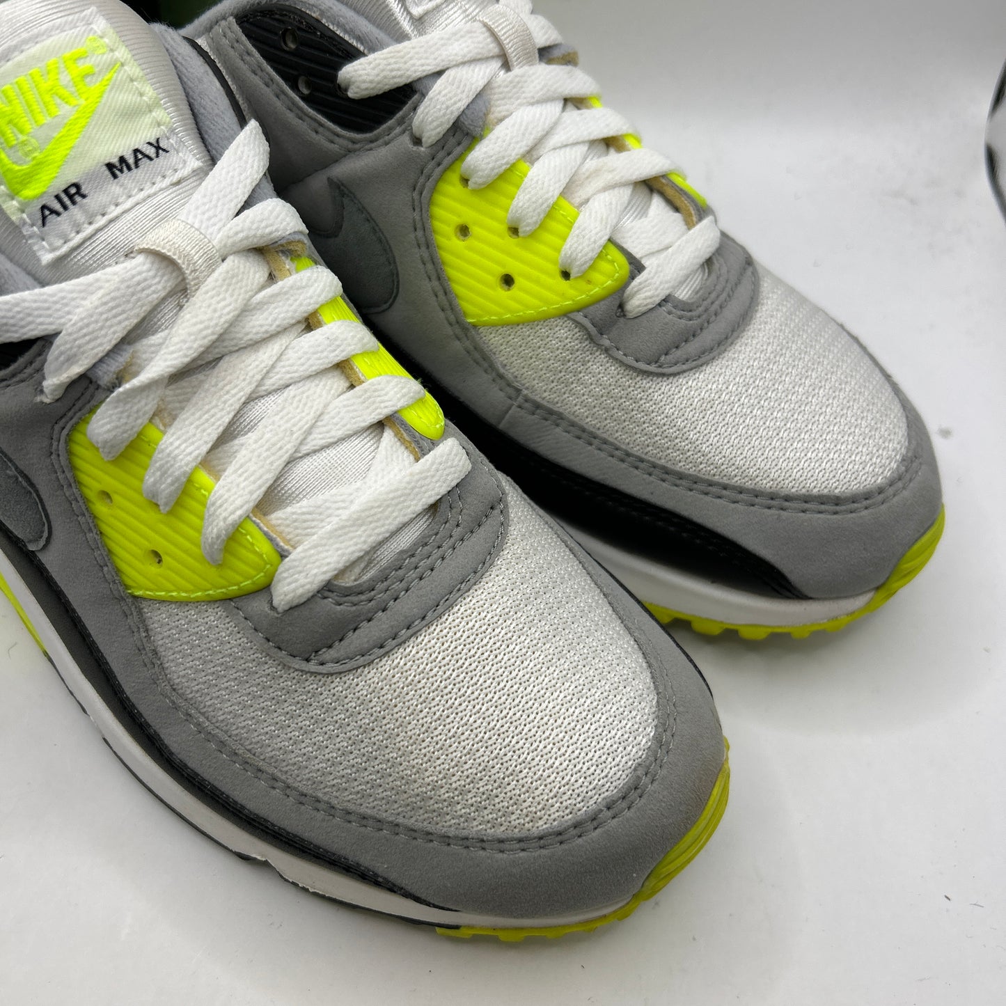 Nike Volt 90s (UK 8.5)