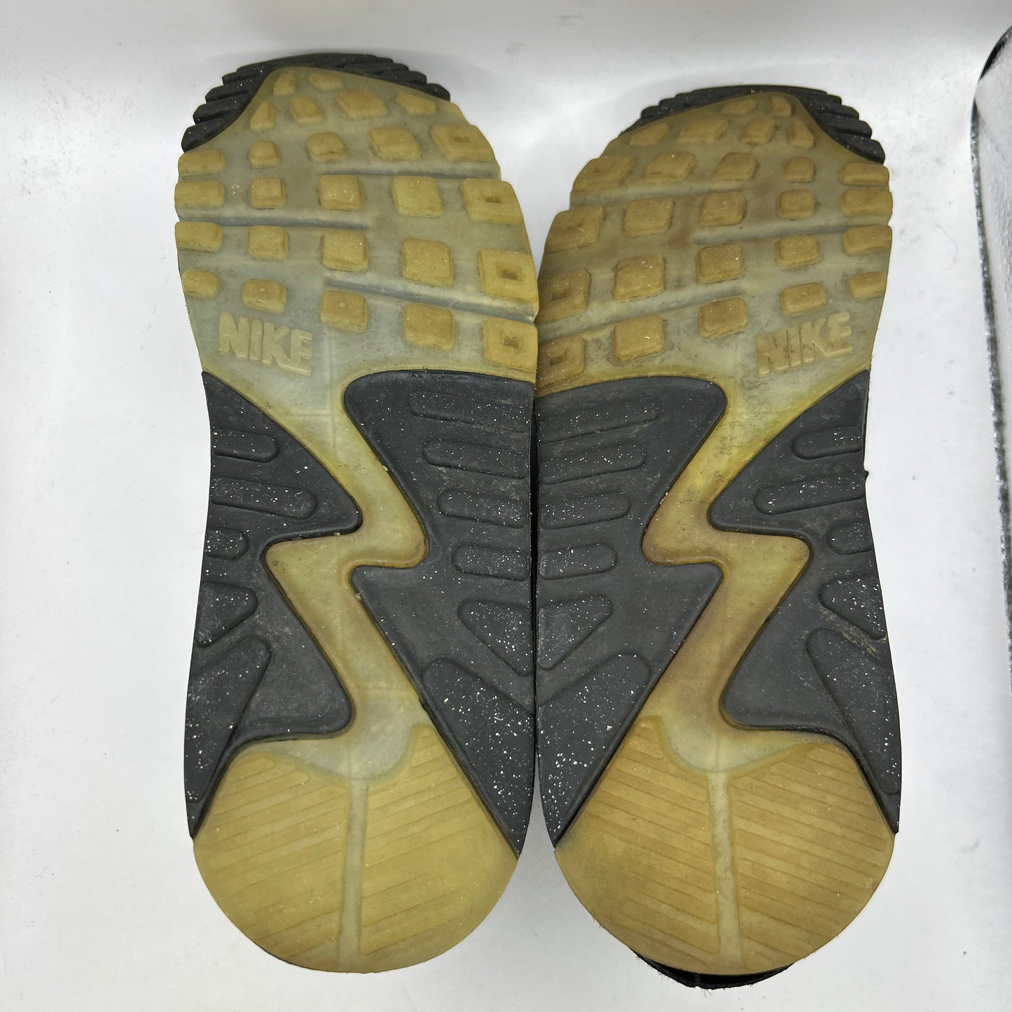 Nike Halloween 90s (UK 9.5)