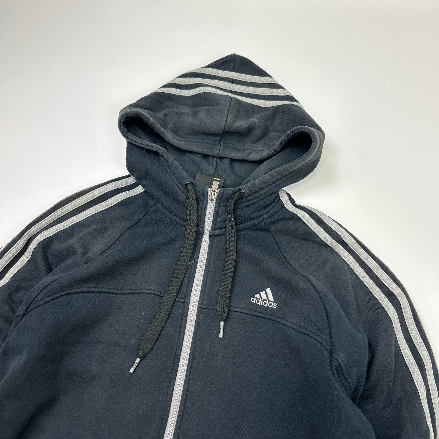 Adidas Essentials Hoodie (M)