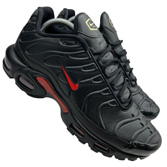 Nike Premium Black Tn (UK 8.5)