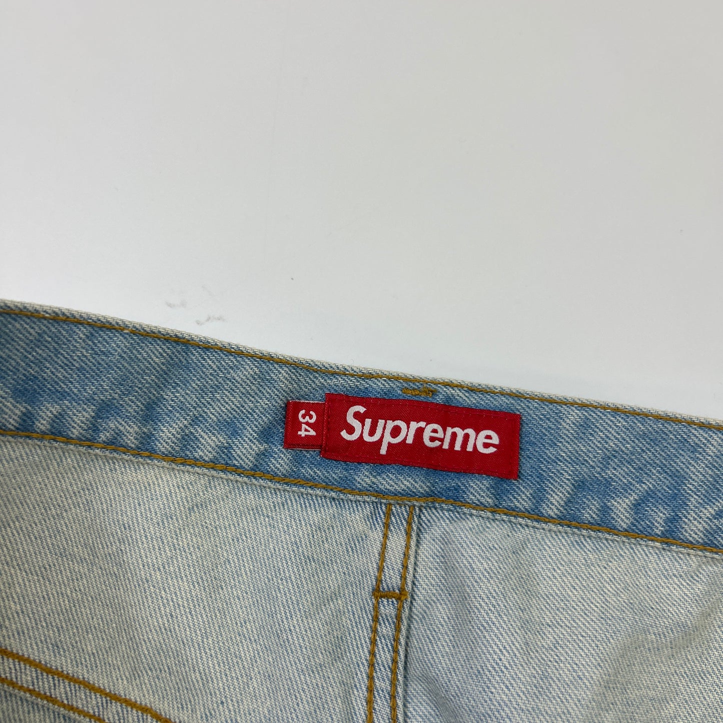 Supreme Jeans (34)