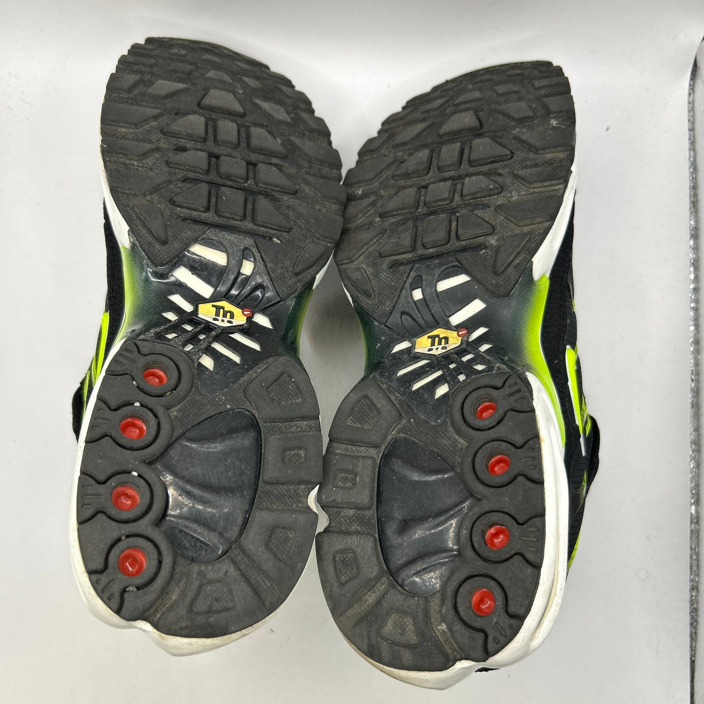 Nike Volt Tn (UK 7)