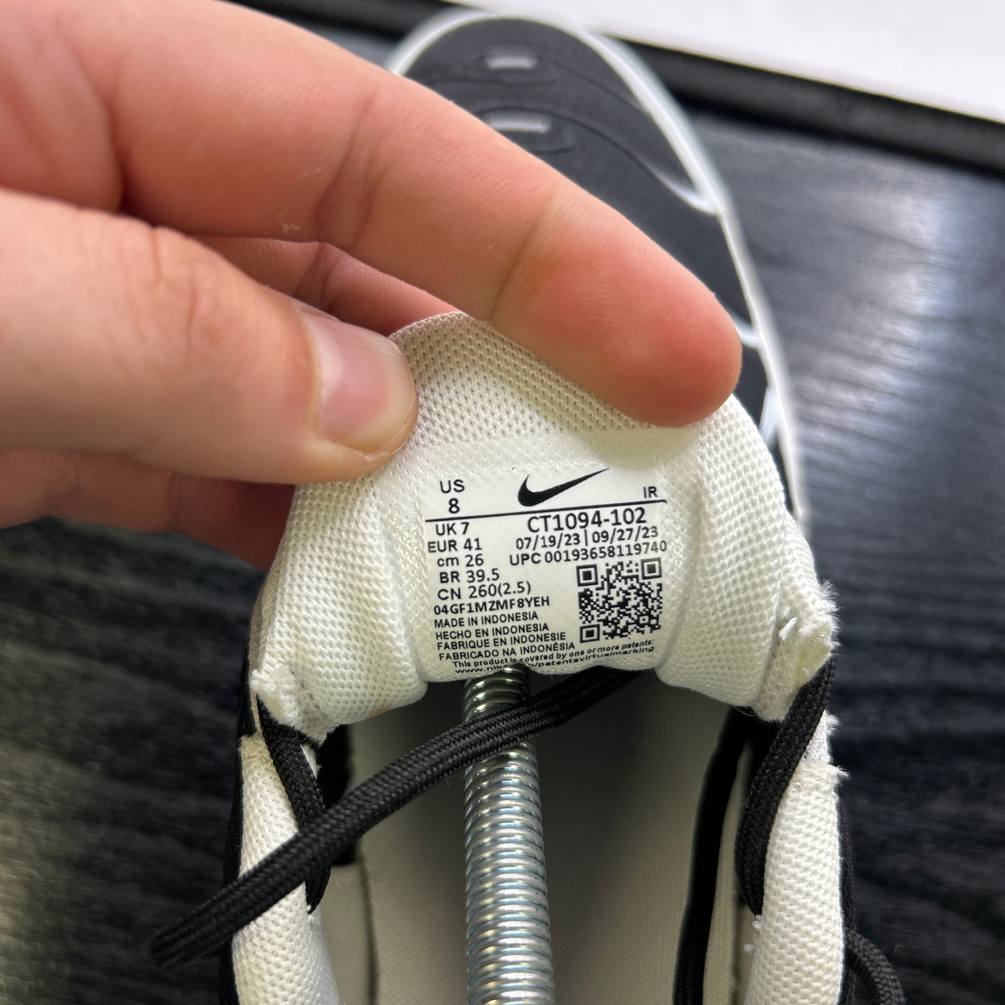 Nike Killer Whale Tn (UK 7)