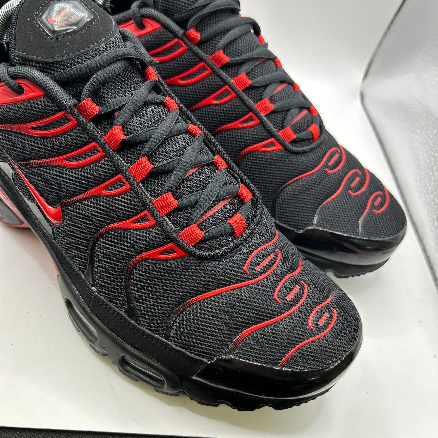 Nike Bred Tn (UK 9.5)