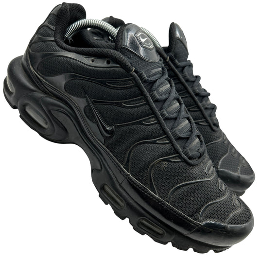 Nike Triple Black Tn (UK 9)