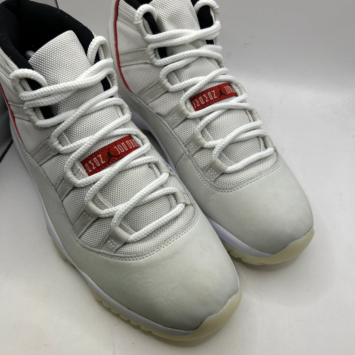 Air Jordan Platinum Tint 11 (UK 9)
