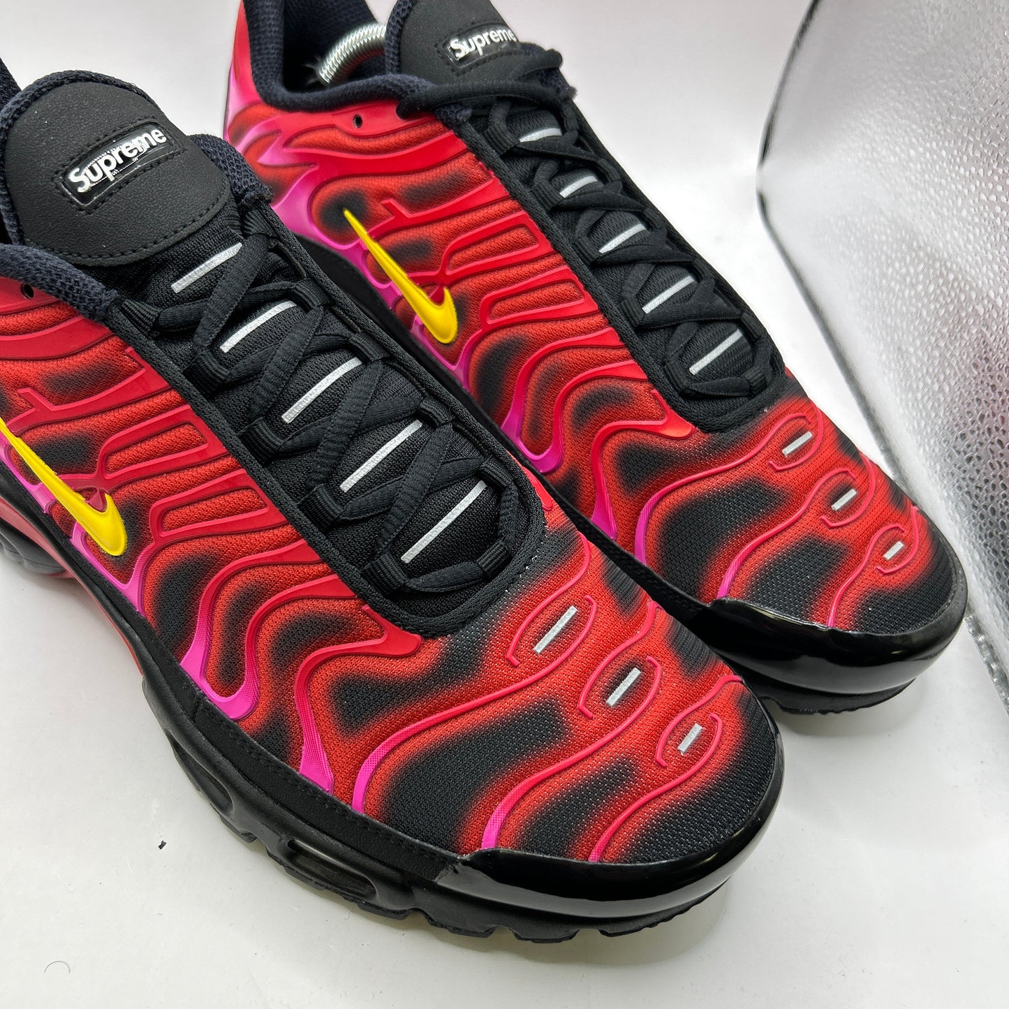 Nike Supreme Tn (UK 9.5)
