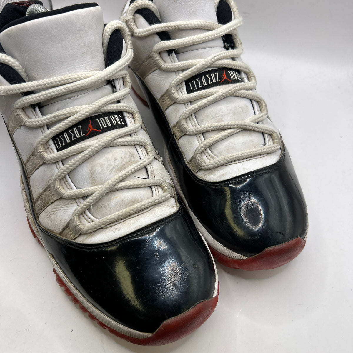 Air Jordan Concord Bred 11 (UK 9)