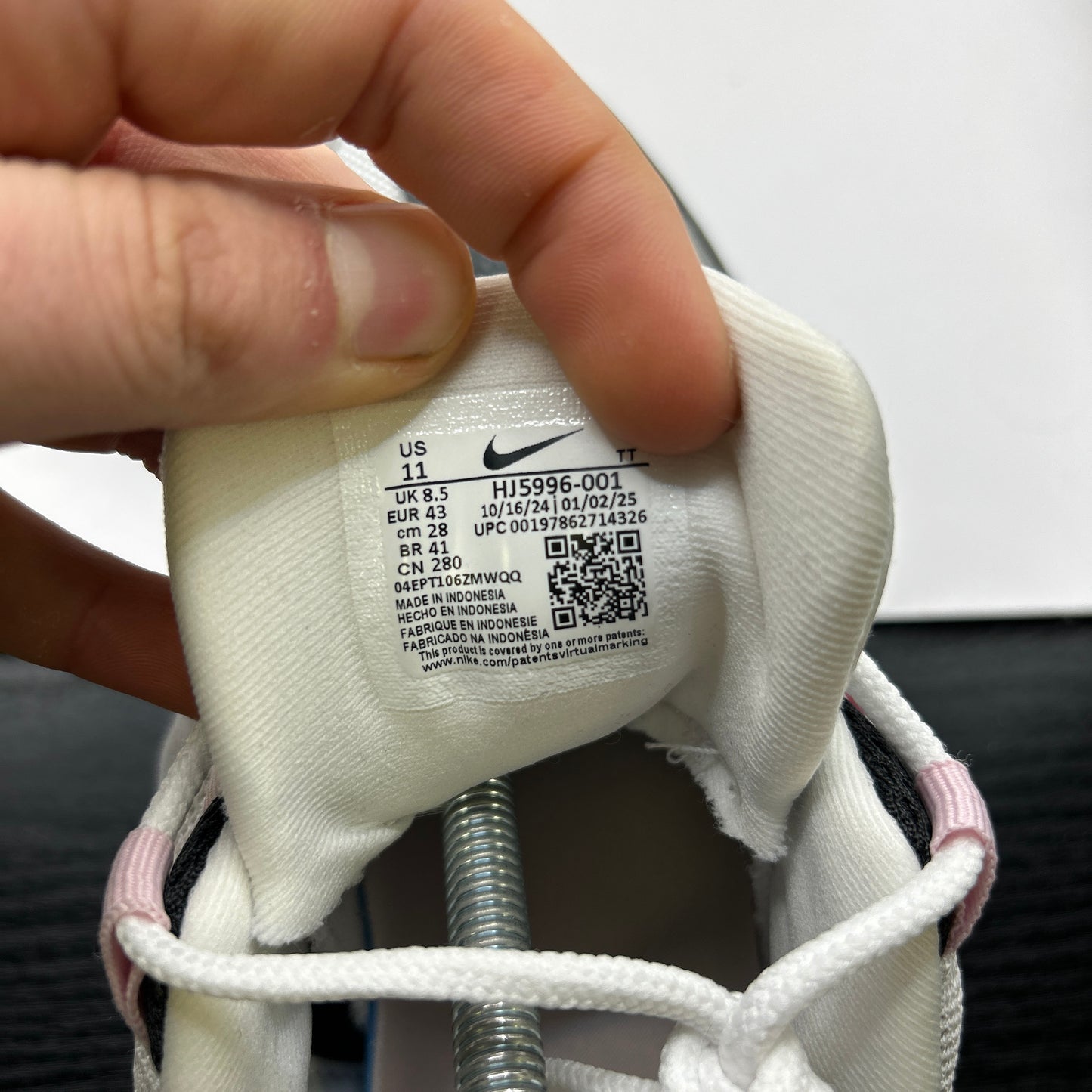 Nike Pink Foam Big Bubble 95s (UK 8.5)