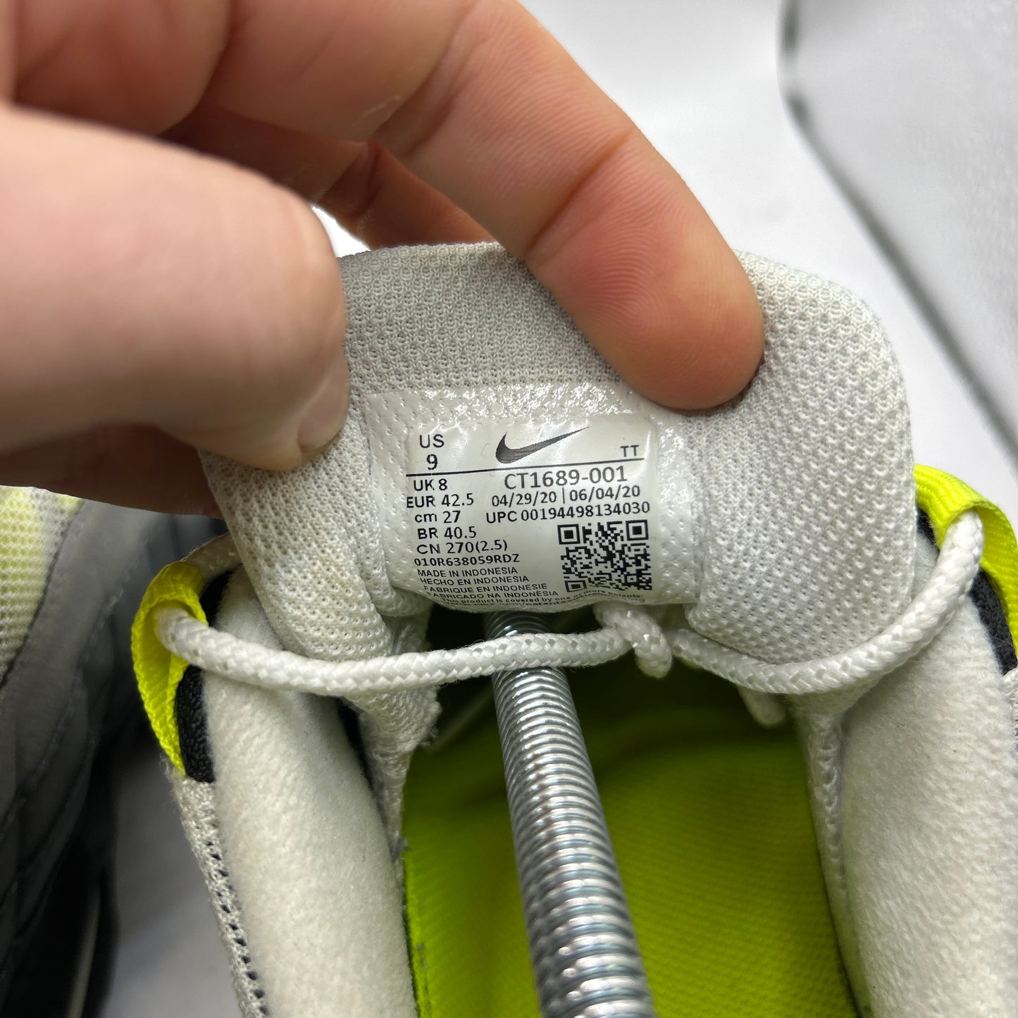 Nike Neon 95s (UK 8)