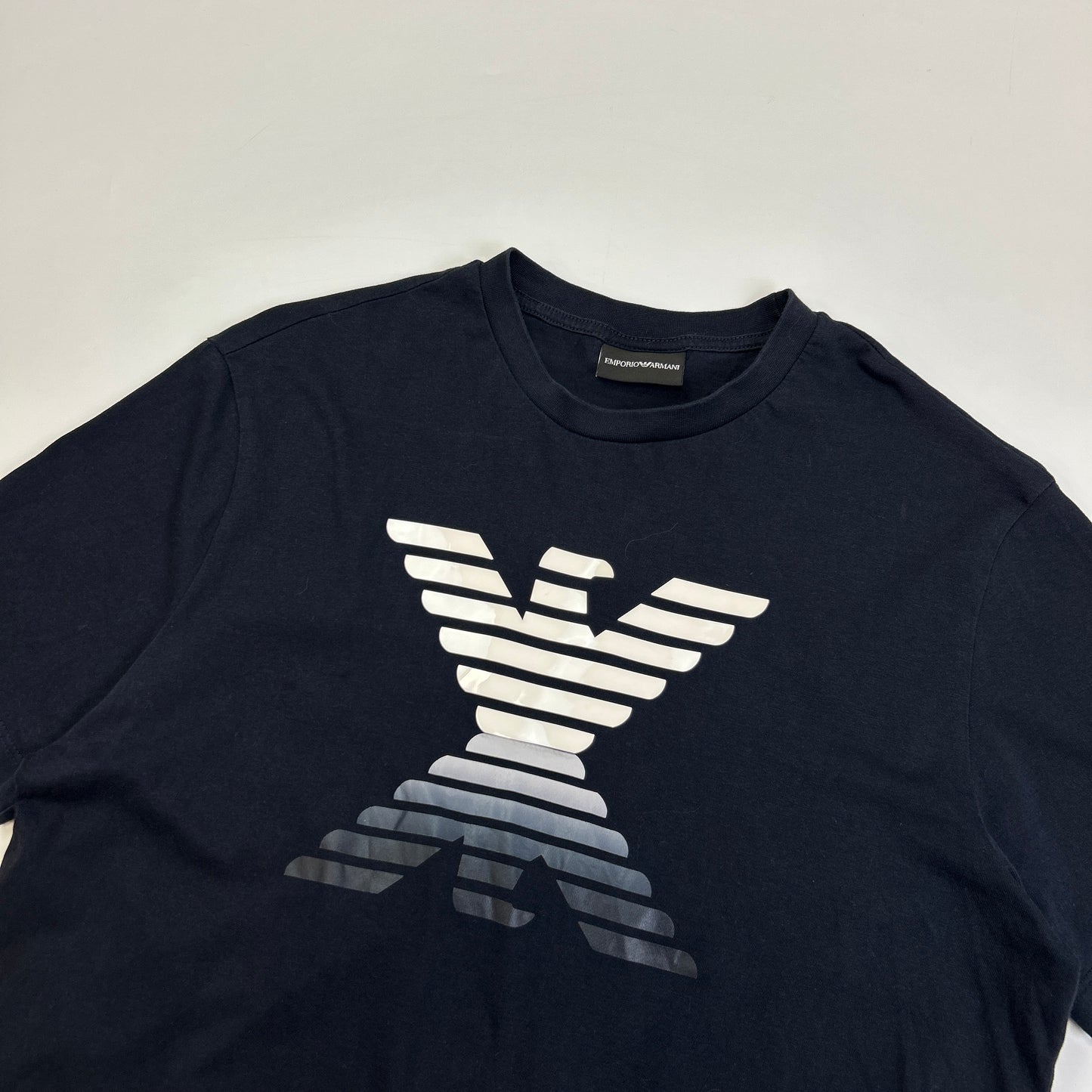 Armani T-Shirt (L)