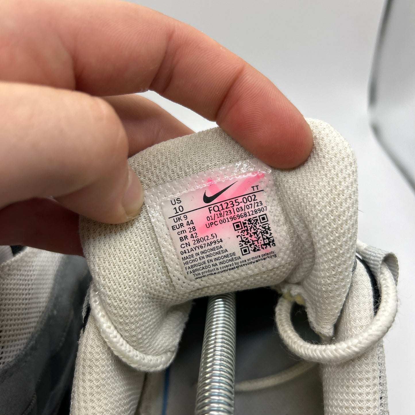Nike Grey Jewel 95s (UK 9)