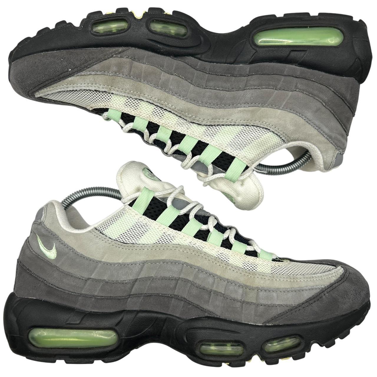 Nike Fresh Mint 95s (UK 9)