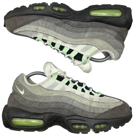 Nike Fresh Mint 95s (UK 8)