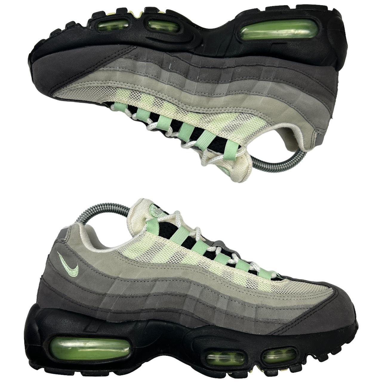 Nike Fresh Mint 95s (UK 6)