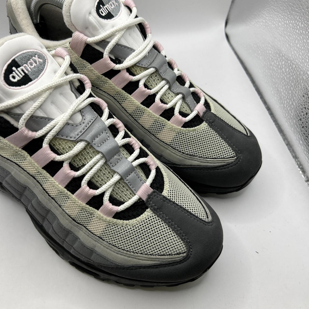 Nike Pink Foam 95s (UK 7.5)