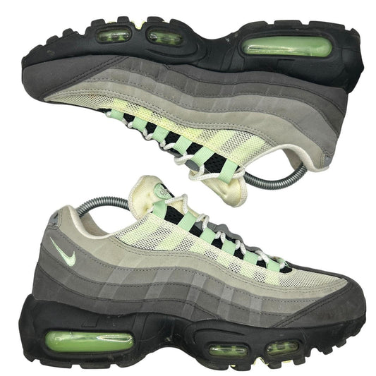 Nike Fresh Mint 95s (UK 7)