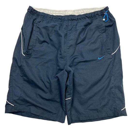 Nike Shorts   (L)