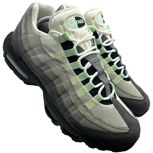 Nike Fresh Mint 95s (UK 10)