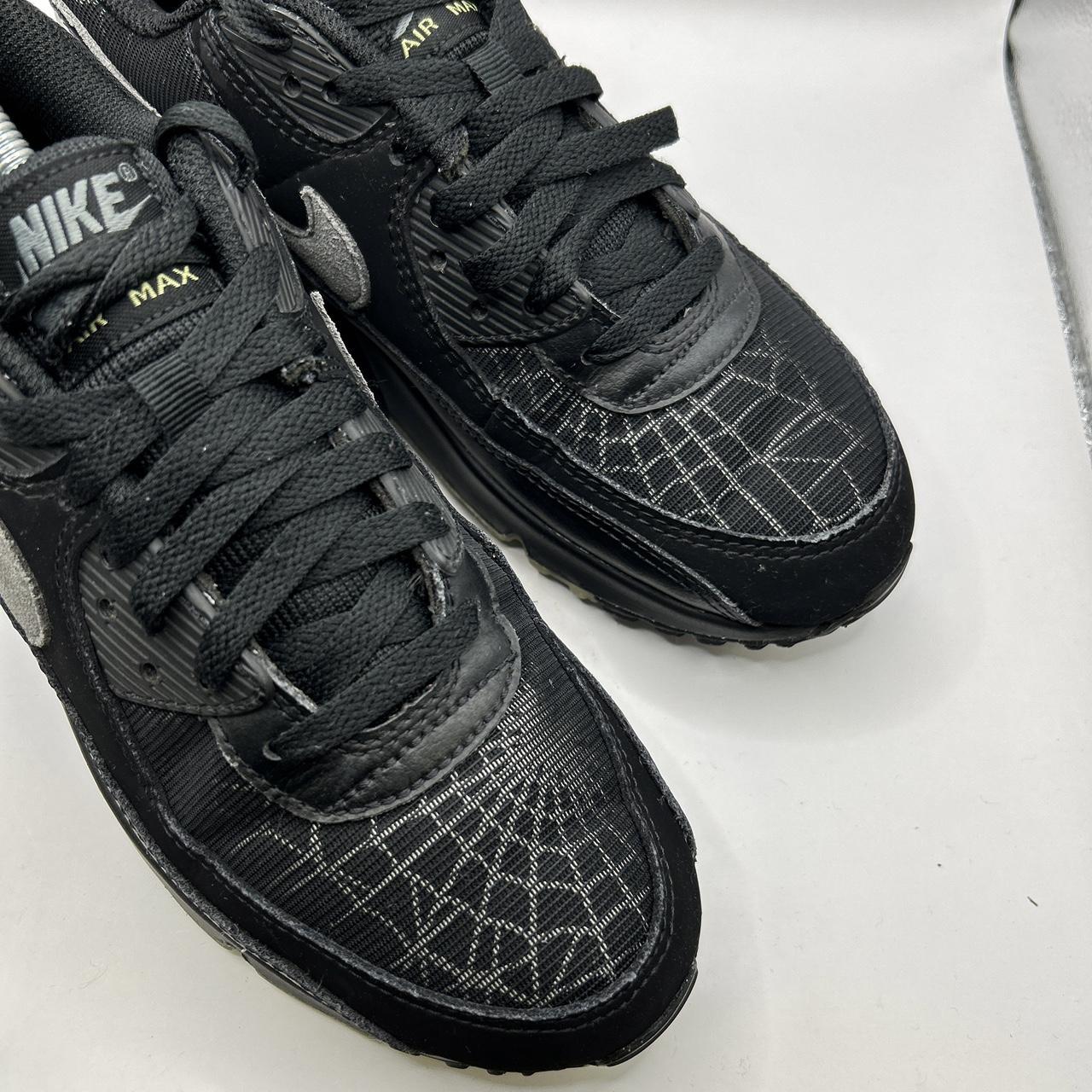 Nike Halloween 90s (UK 7.5)