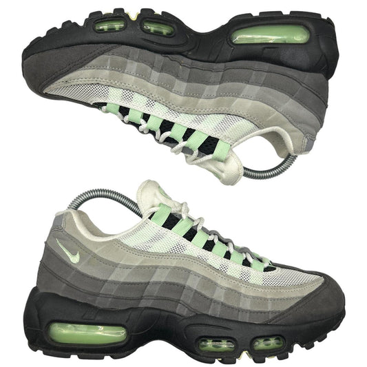 Nike Fresh Mint 95s (UK 6)