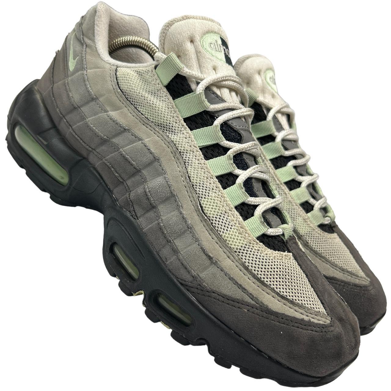 Nike Fresh Mint 95s (UK 7.5)