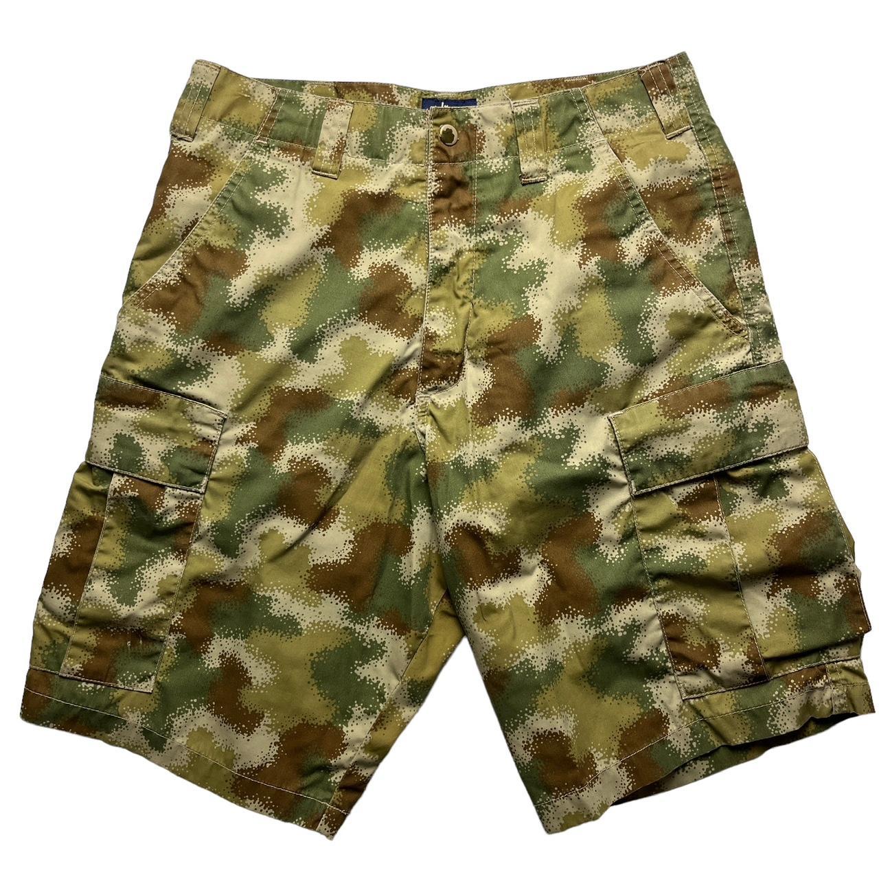 Stussy Camo Shorts (28)