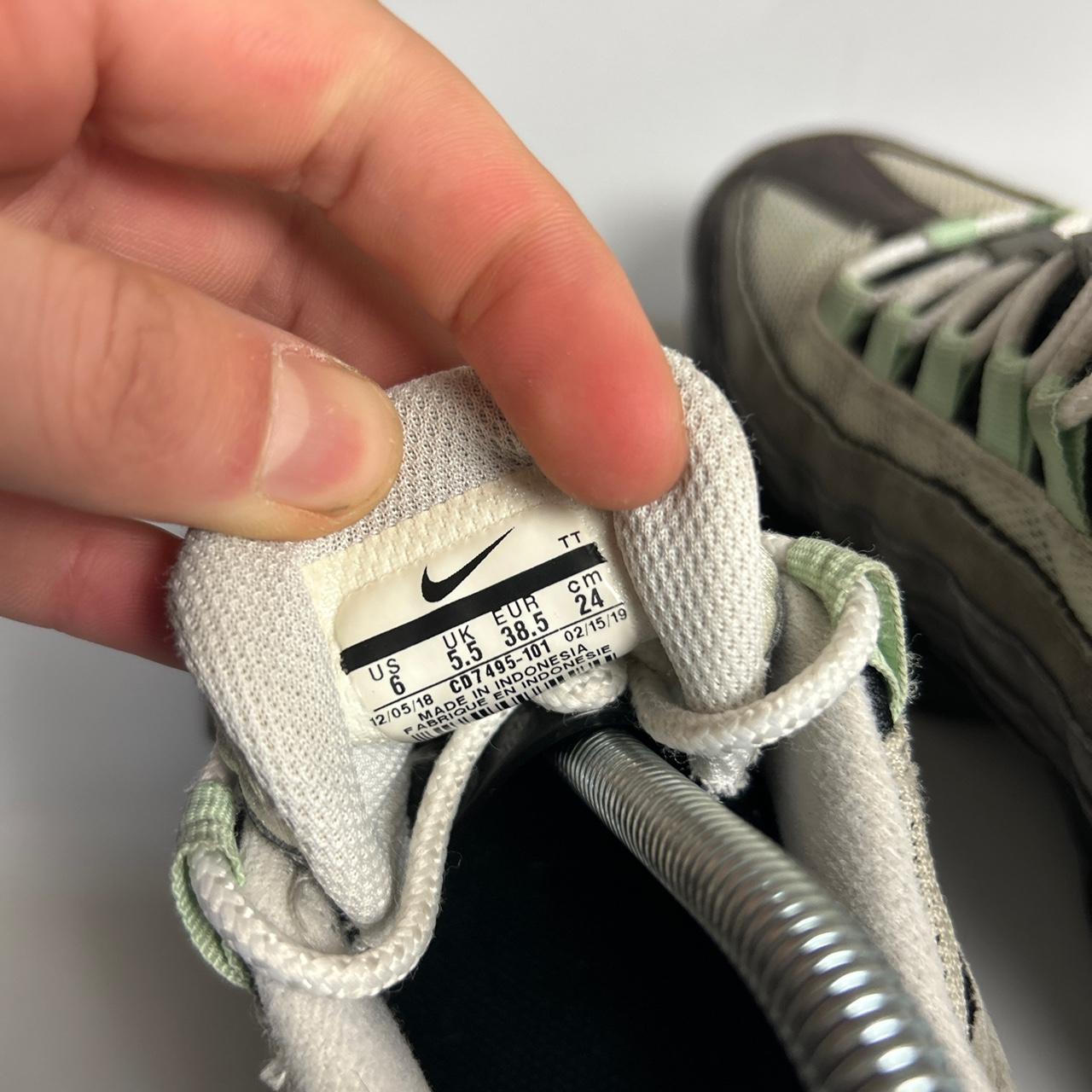 Nike Fresh Mints 95s   (5.5)