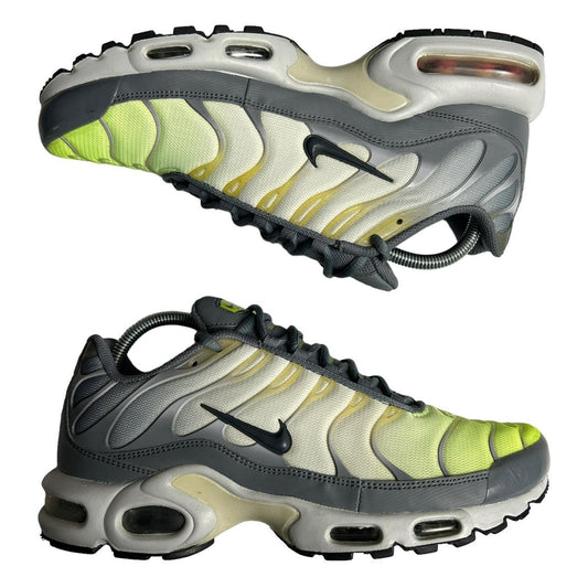 Nike Tn (8.5)