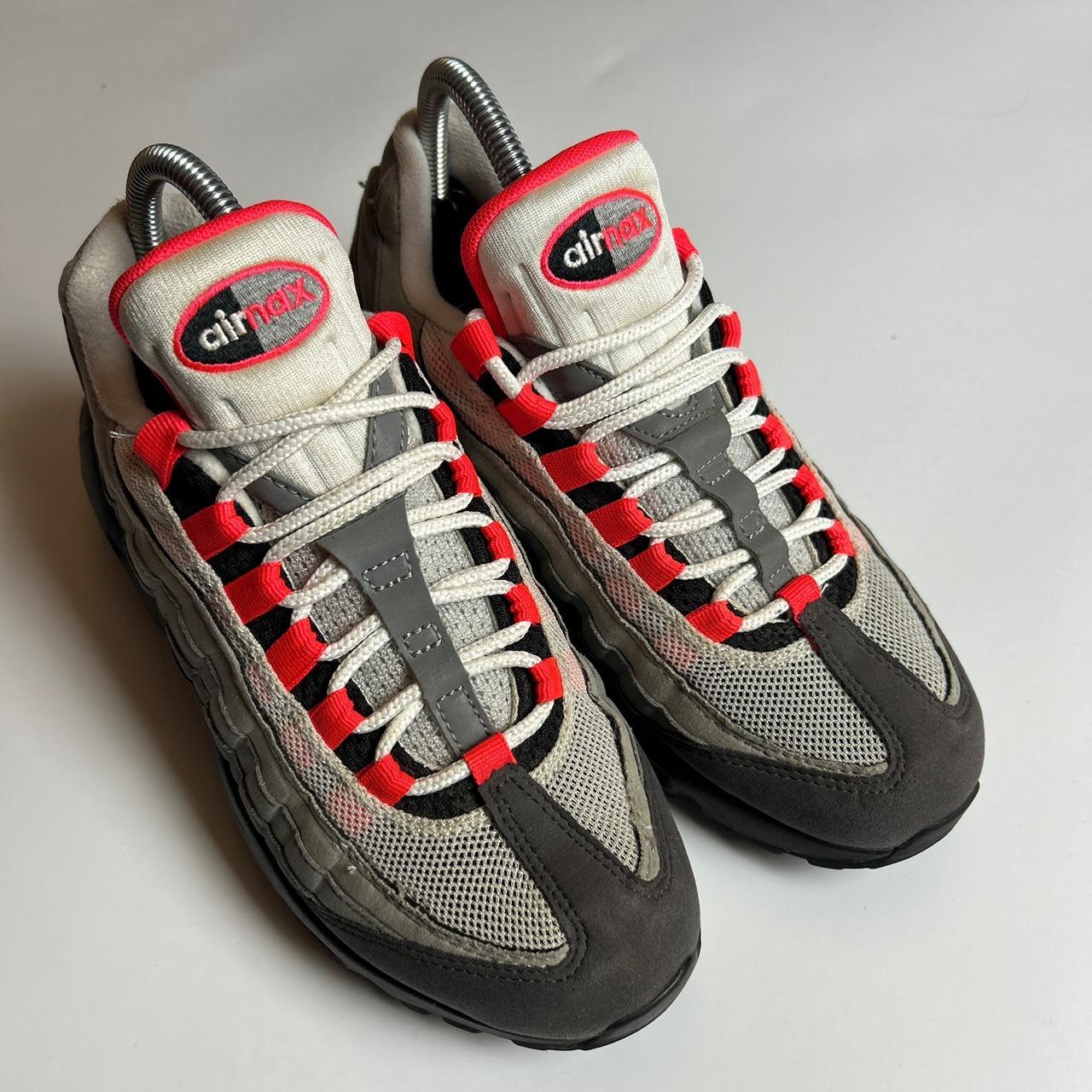 Nike 95s   (5)
